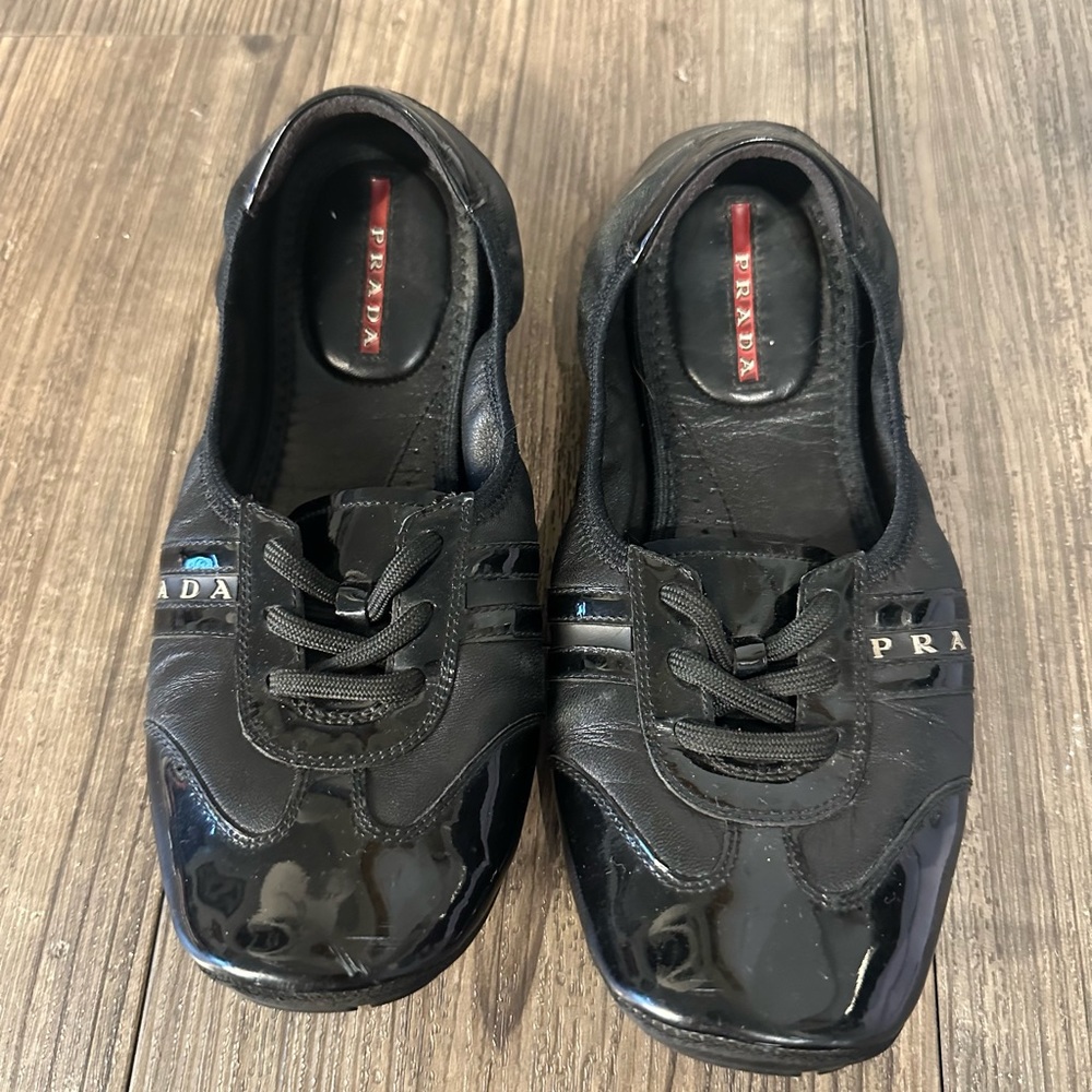 Prada vintage sneakers in great condition!